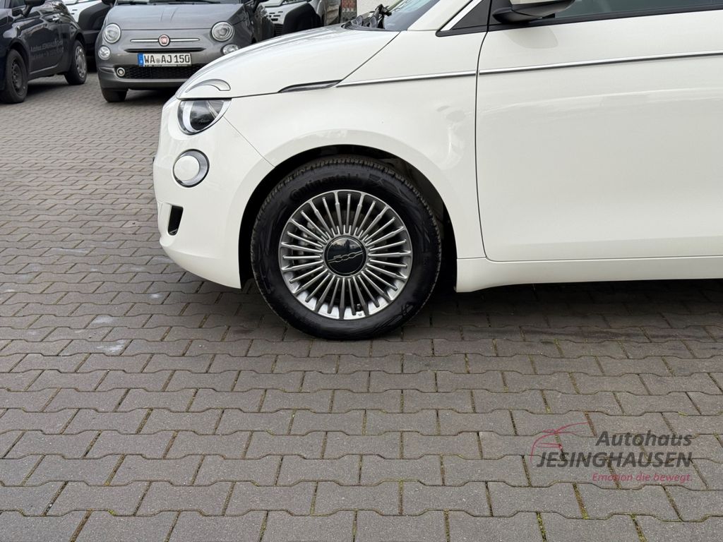 Fiat 500e 2023