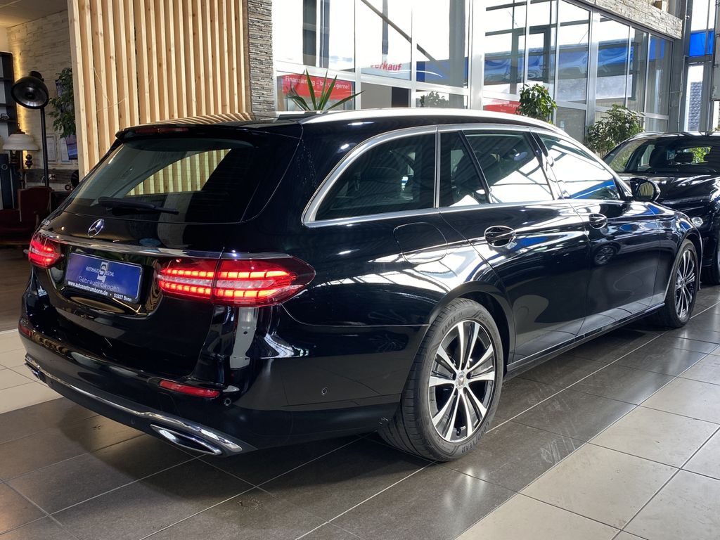 Mercedes-Benz E 300 2021