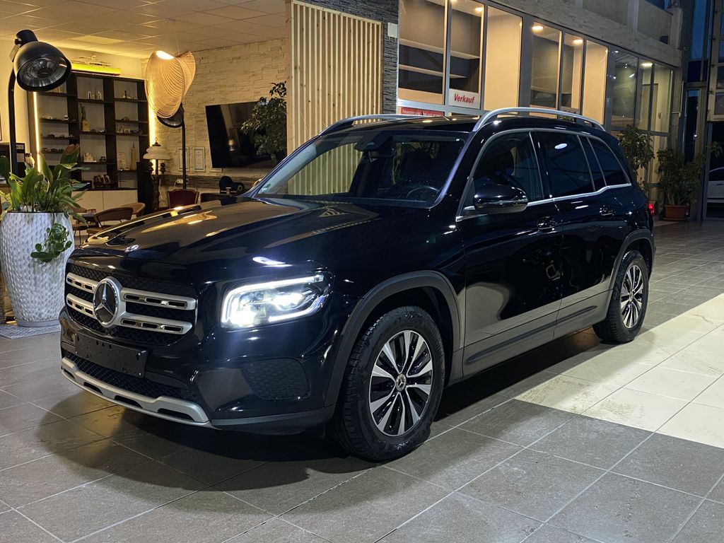 Mercedes-Benz GLB 200 2023