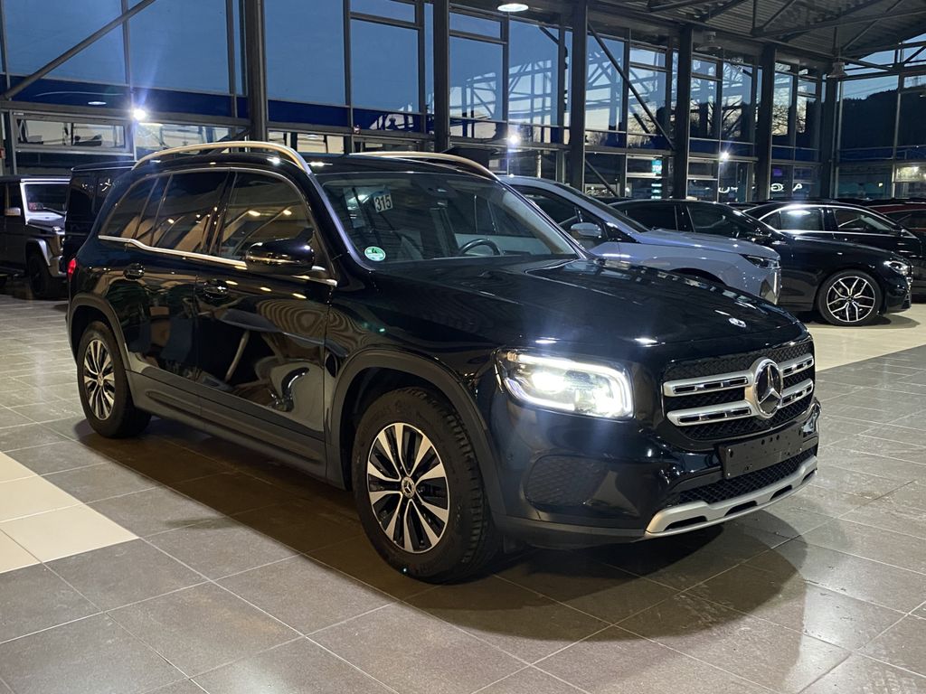 Mercedes-Benz GLB 200 2023