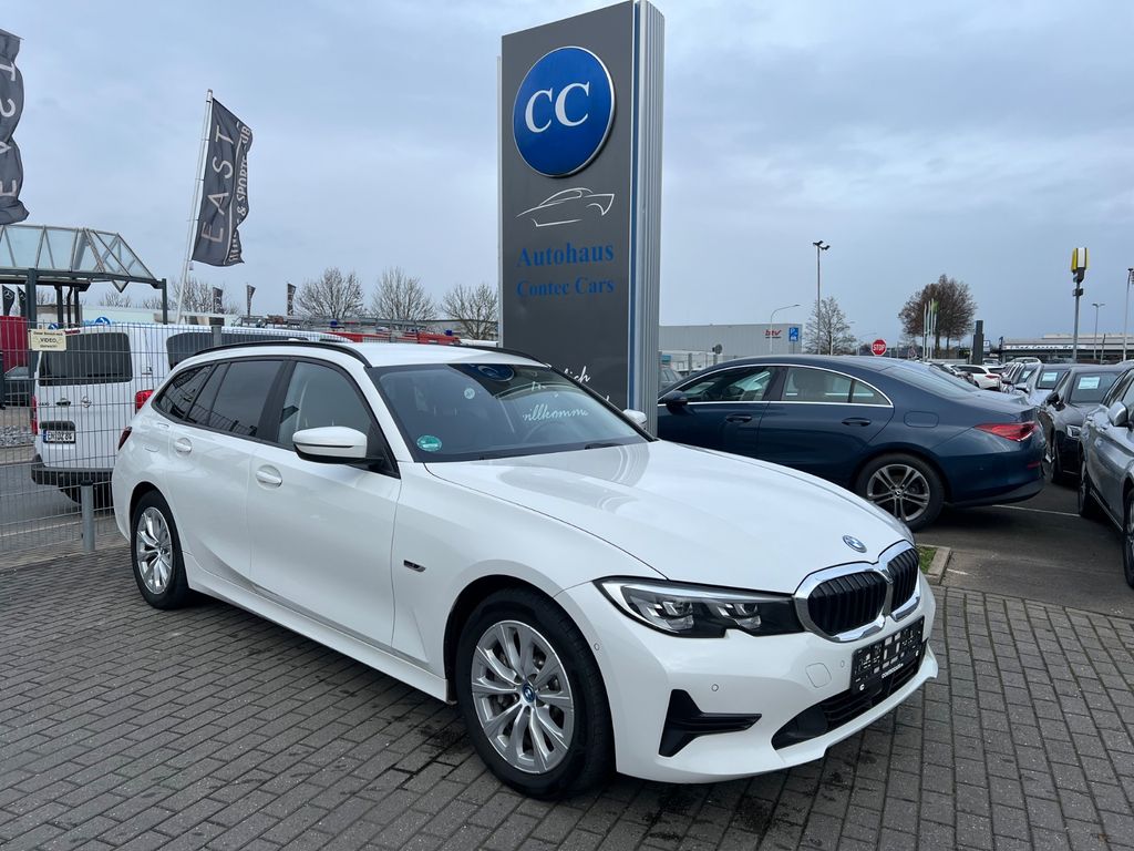BMW 330 2022