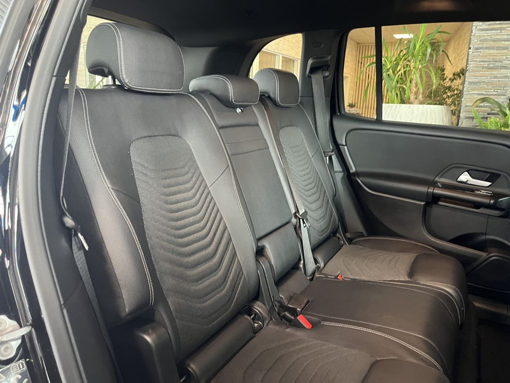 Mercedes-Benz GLB 200 2020