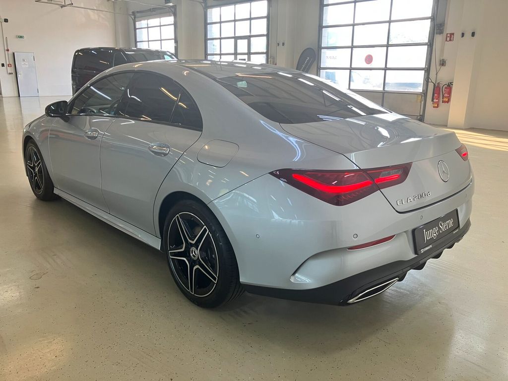 Mercedes-Benz CLA 200 2025