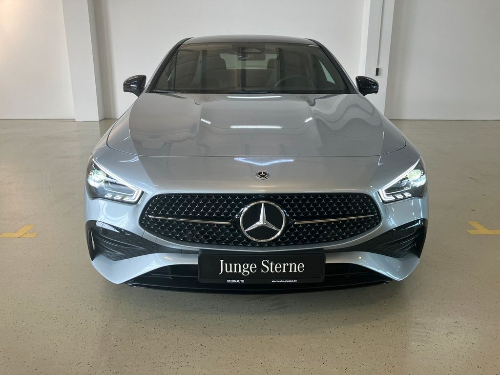 Mercedes-Benz CLA 200 2025