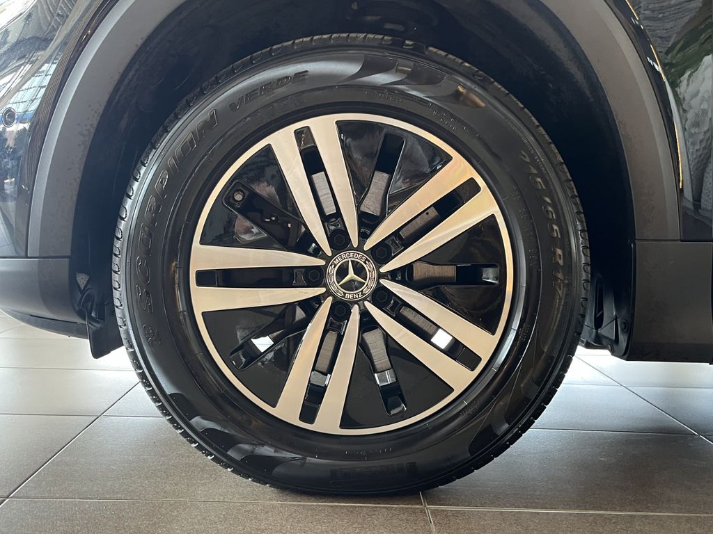 Mercedes-Benz GLB 200 2020