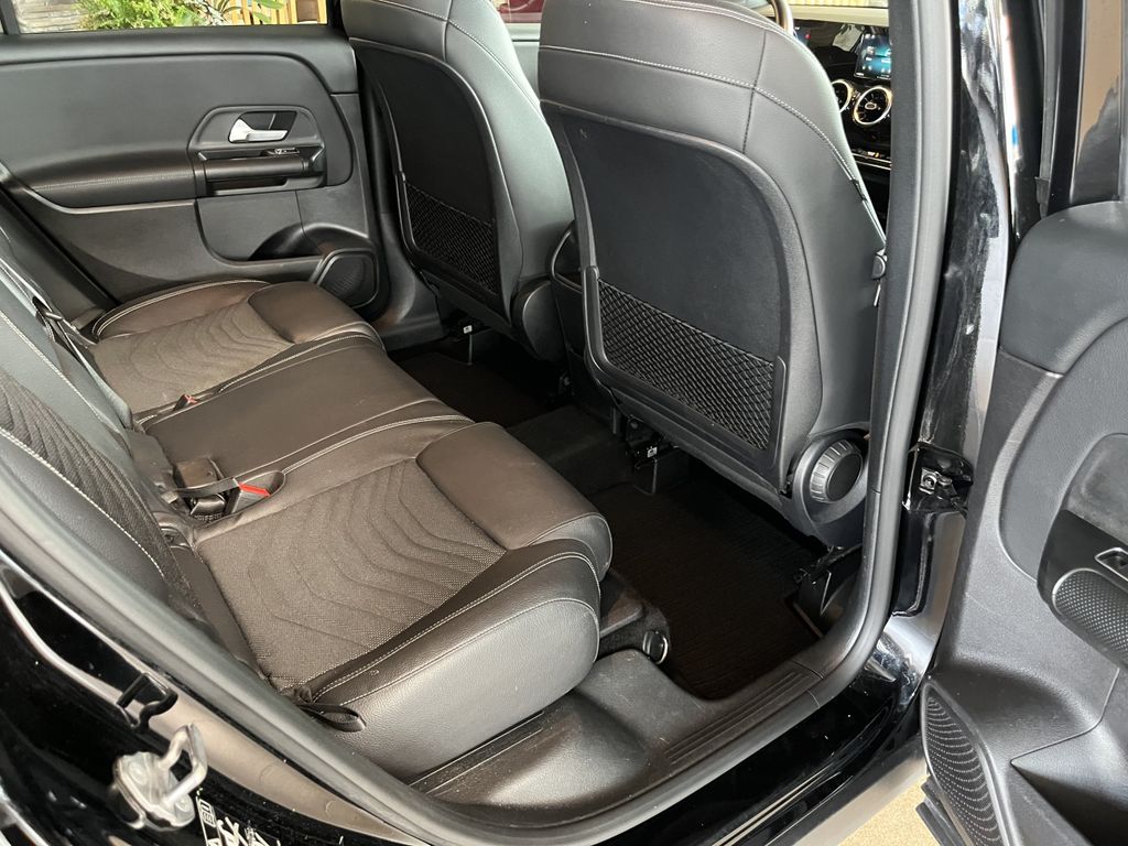 Mercedes-Benz GLB 200 2020