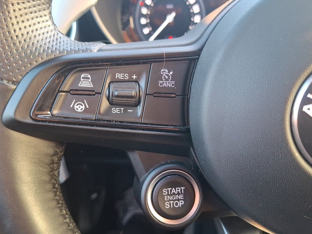 Alfa Romeo Giulia 2023