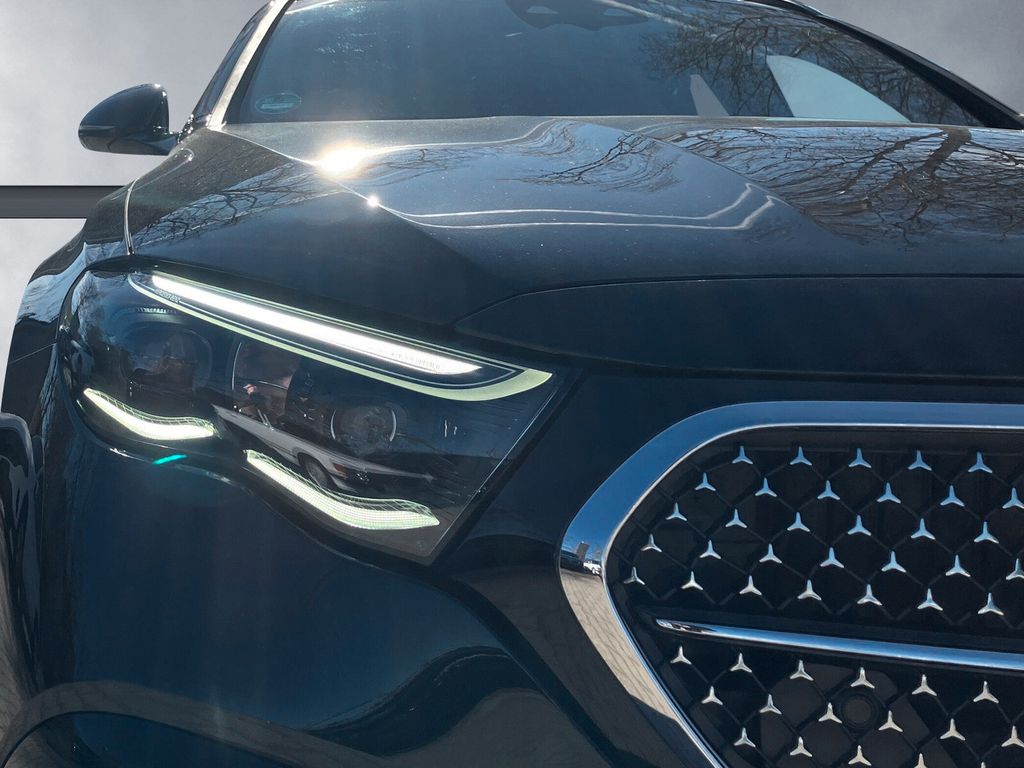 Mercedes-Benz E 300 2025