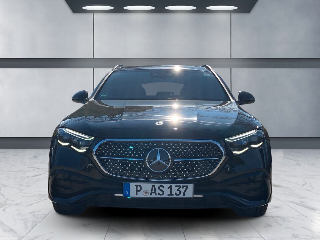 Mercedes-Benz E 300 2025