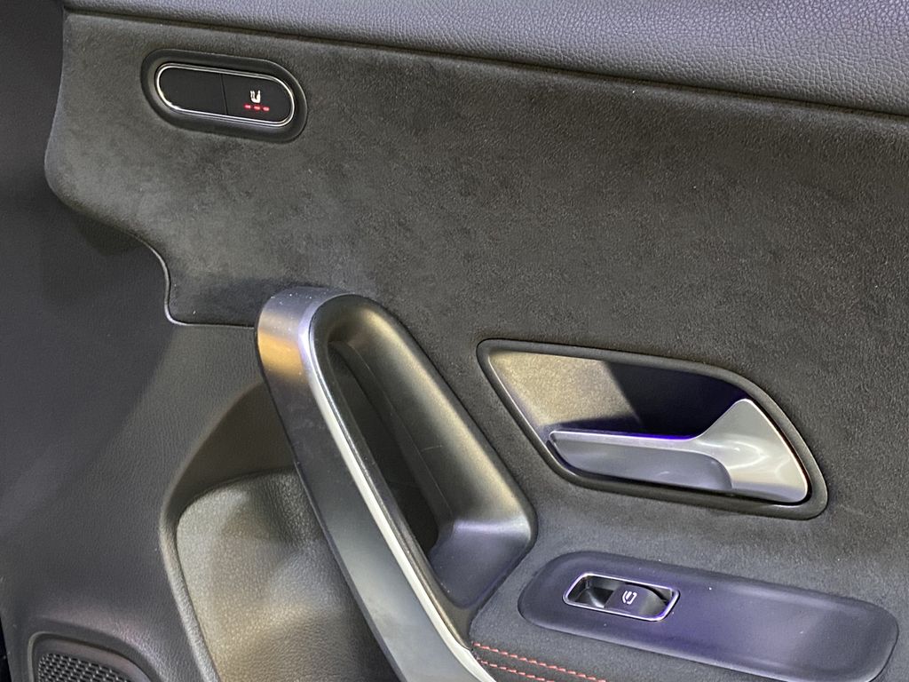 Mercedes-Benz A 250 2021