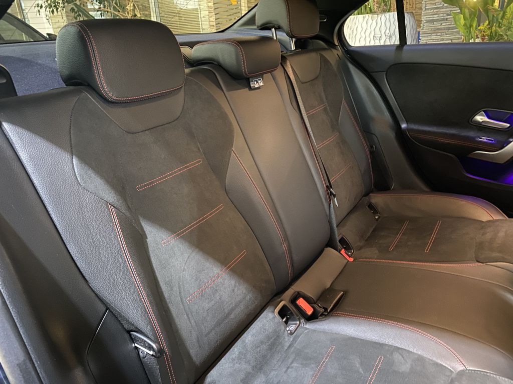 Mercedes-Benz A 250 2021