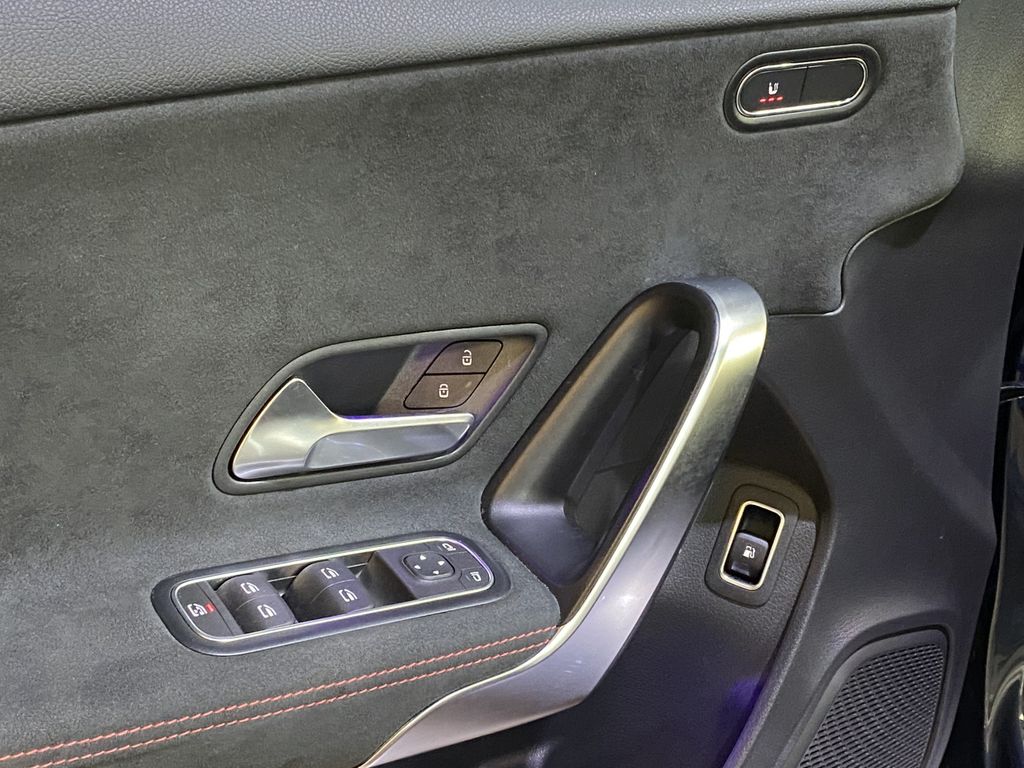 Mercedes-Benz A 250 2021