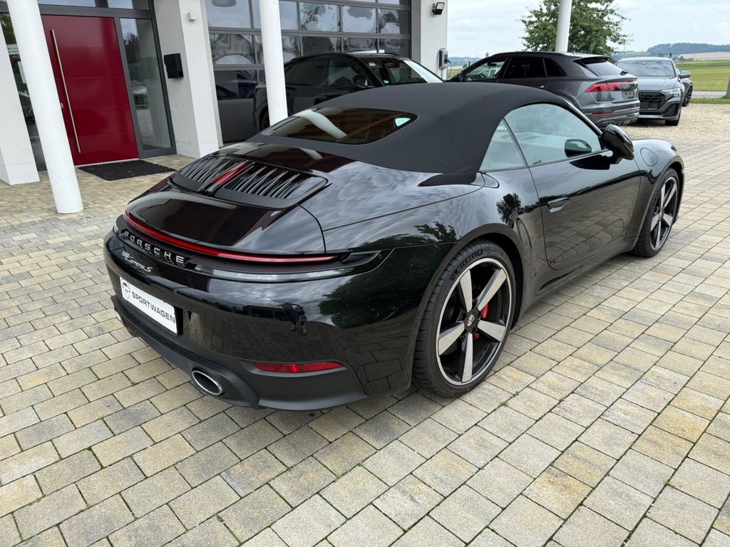 Porsche 992 2025