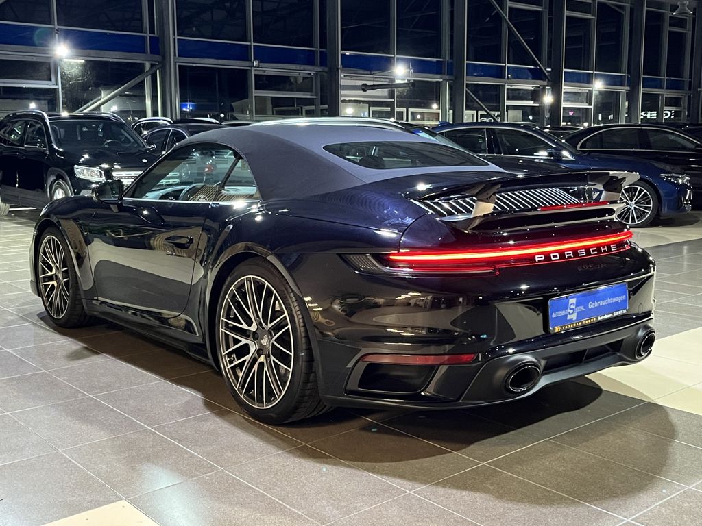 Porsche 992 2021