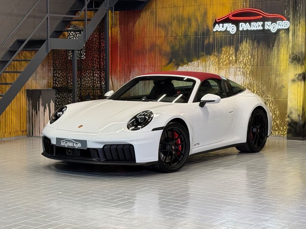 Porsche 992 2025