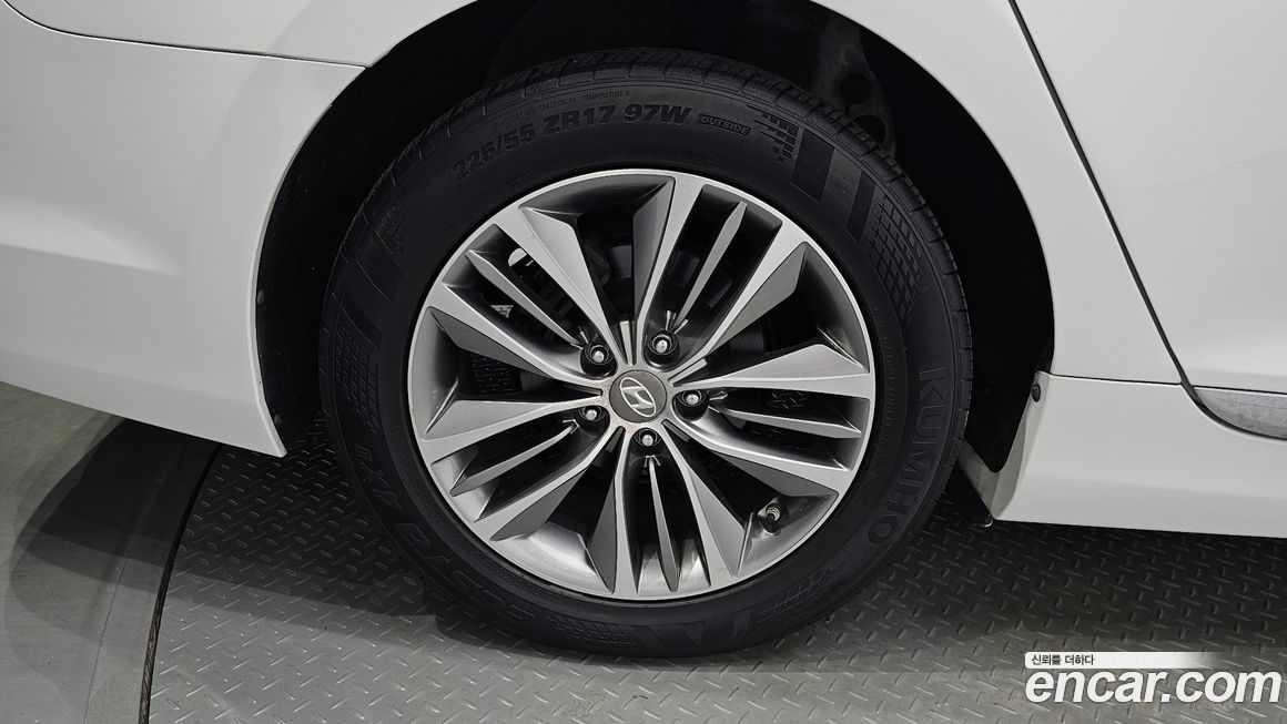 Hyundai Grandeur 2015