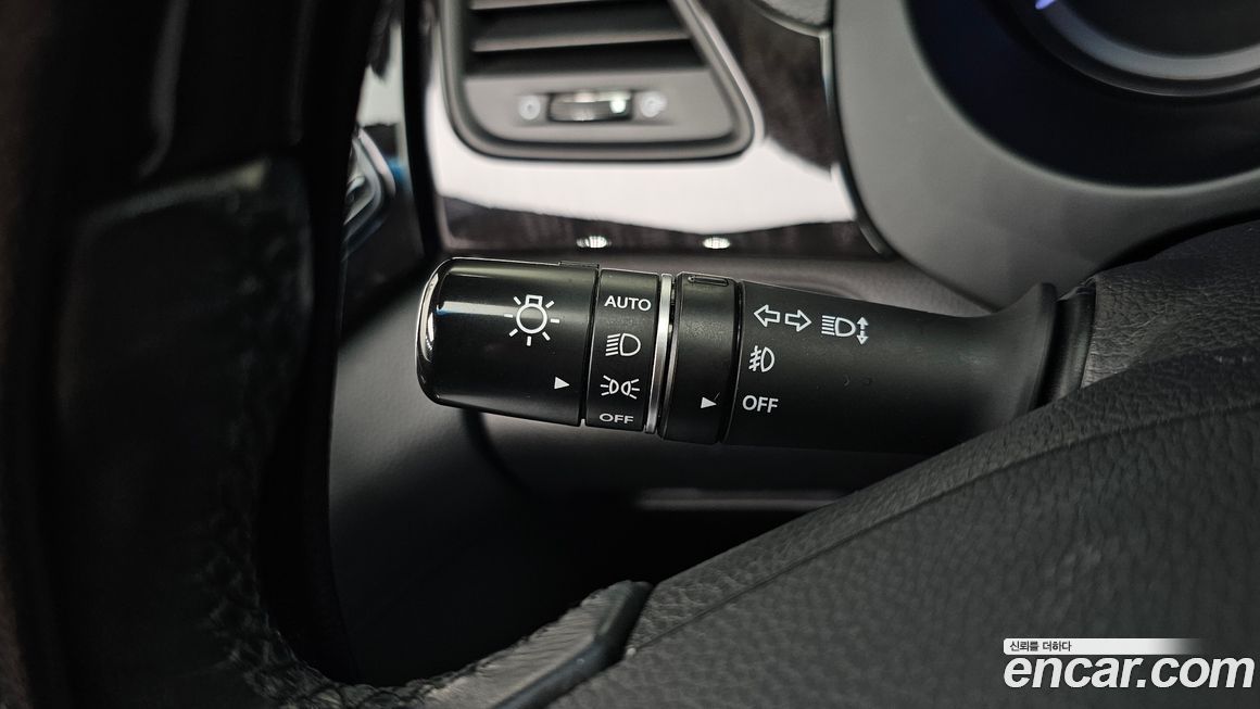 Hyundai Grandeur 2015