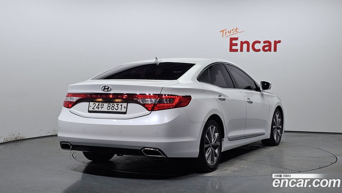 Hyundai Grandeur 2016