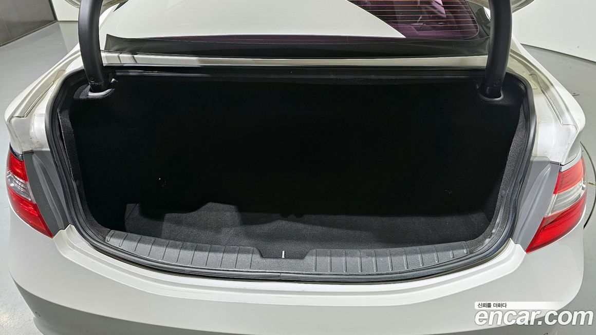 Hyundai Grandeur 2016