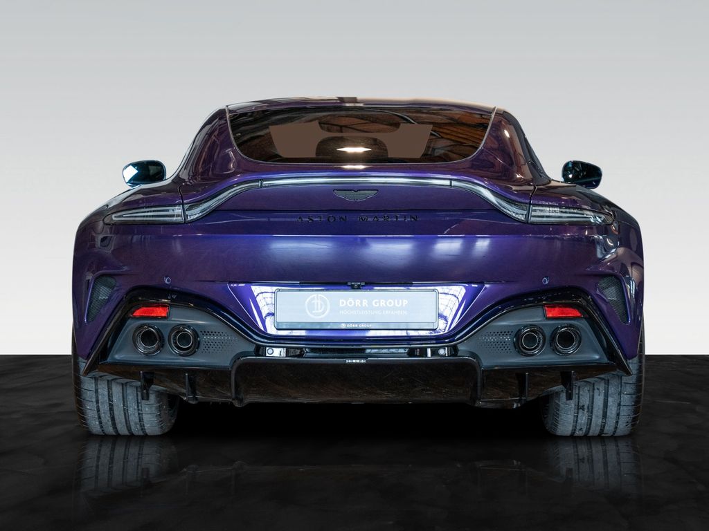 Aston Martin V8 Vantage 2025