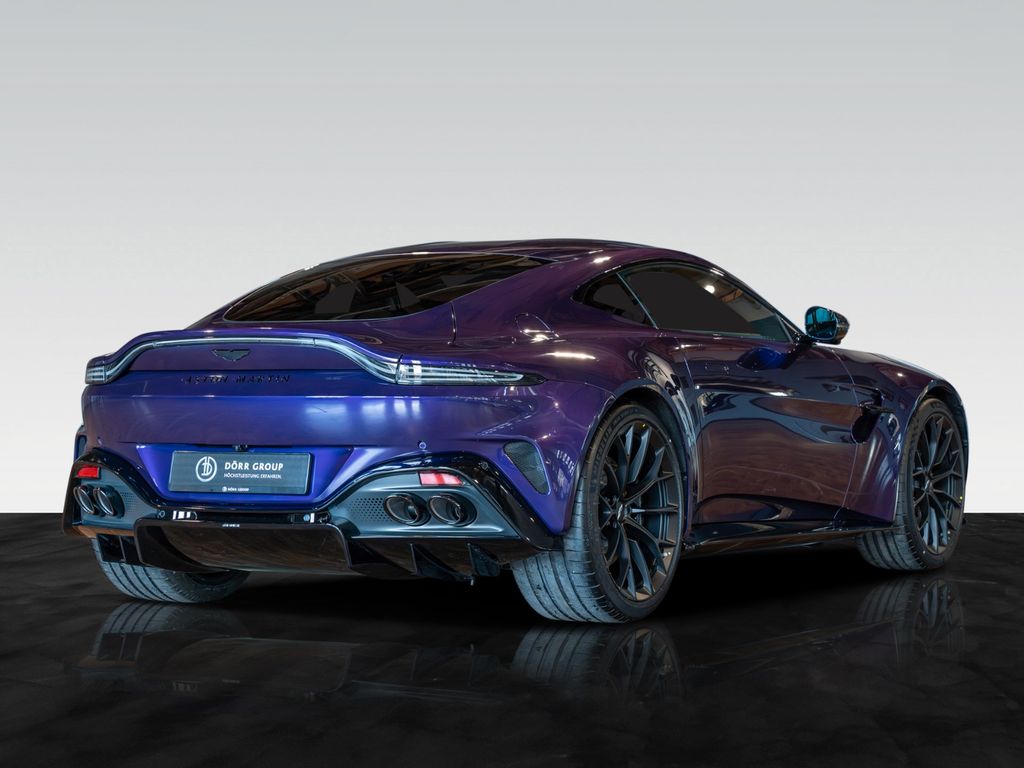 Aston Martin V8 Vantage 2025