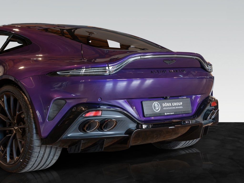 Aston Martin V8 Vantage 2025