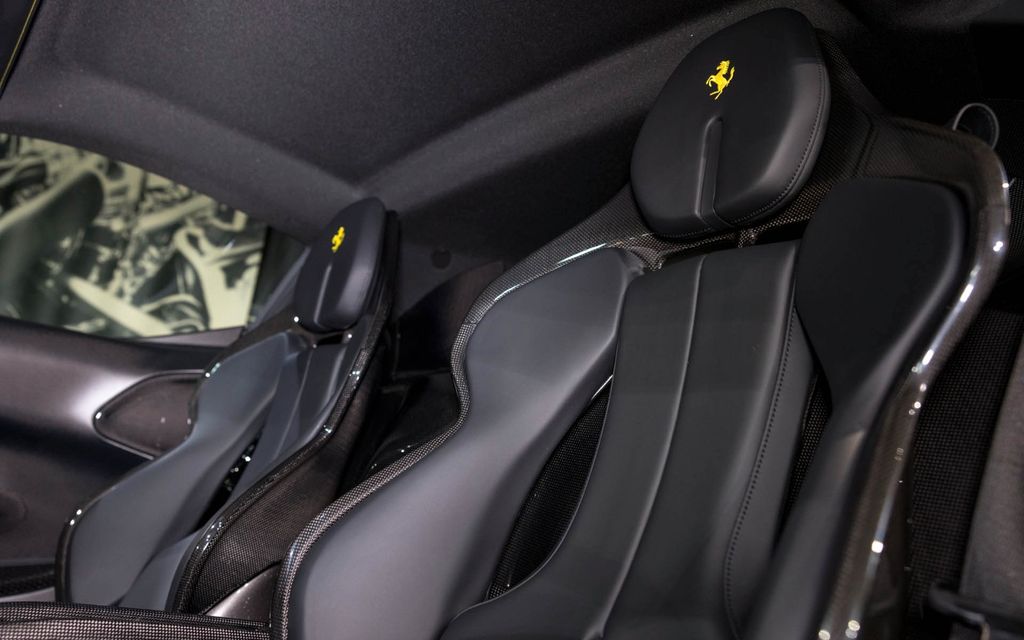Ferrari SF90 2024