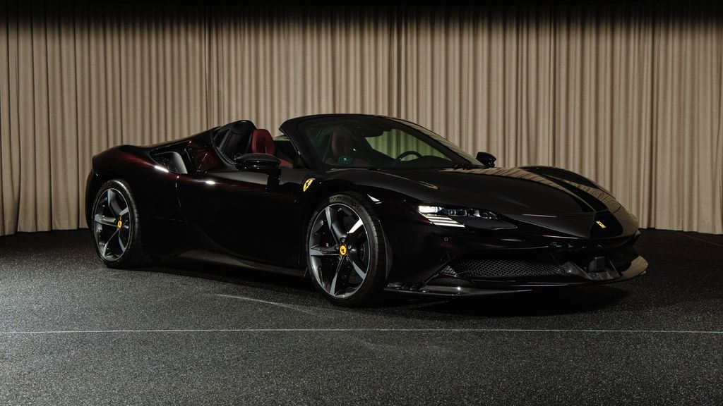 Ferrari SF90 2025