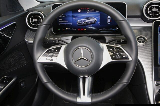 Mercedes-Benz C 220 2025
