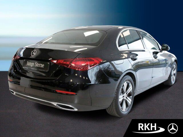 Mercedes-Benz C 220 2025