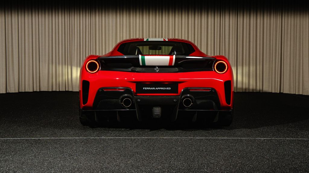 Ferrari 488 Pista 2019