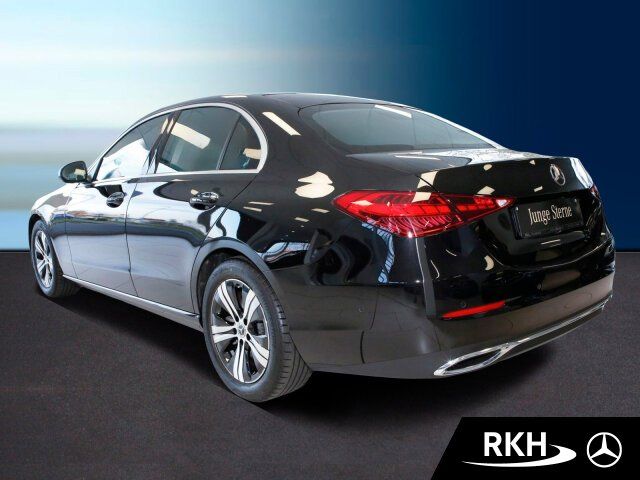 Mercedes-Benz C 220 2025