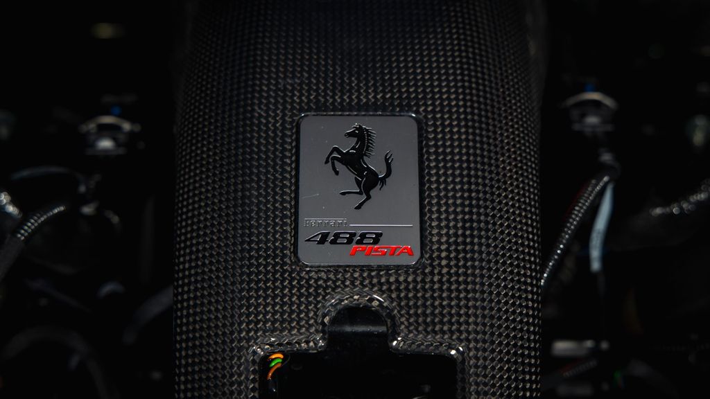 Ferrari 488 Pista 2019