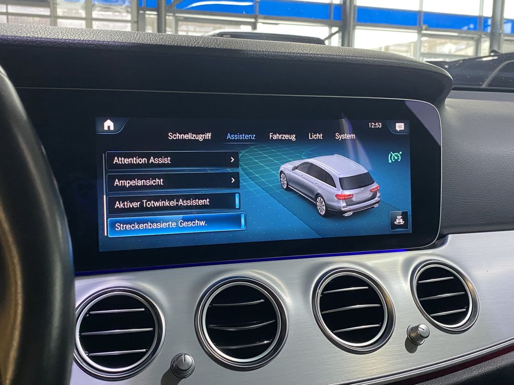 Mercedes-Benz E 220 2021