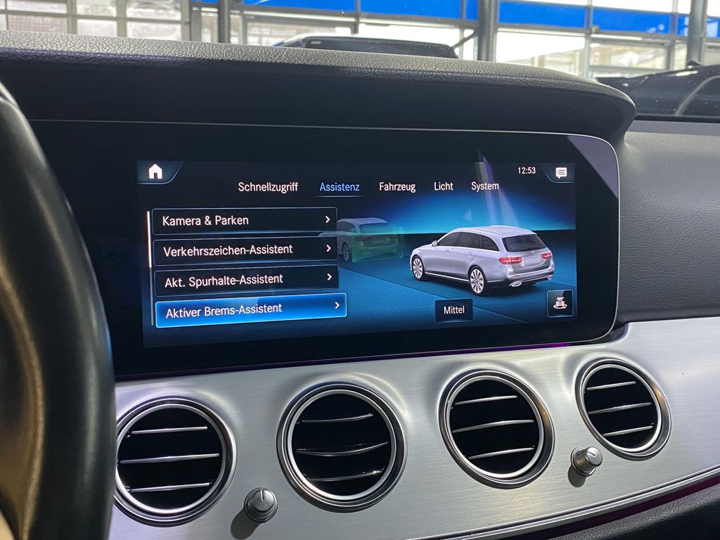 Mercedes-Benz E 220 2021