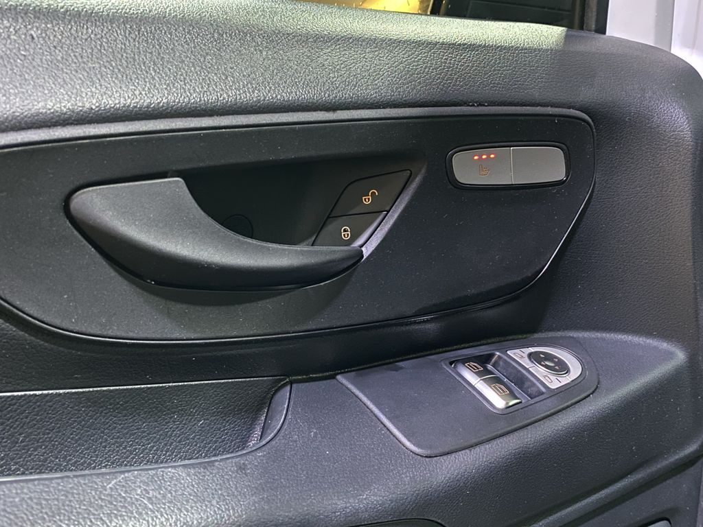 Mercedes-Benz Vito 2021