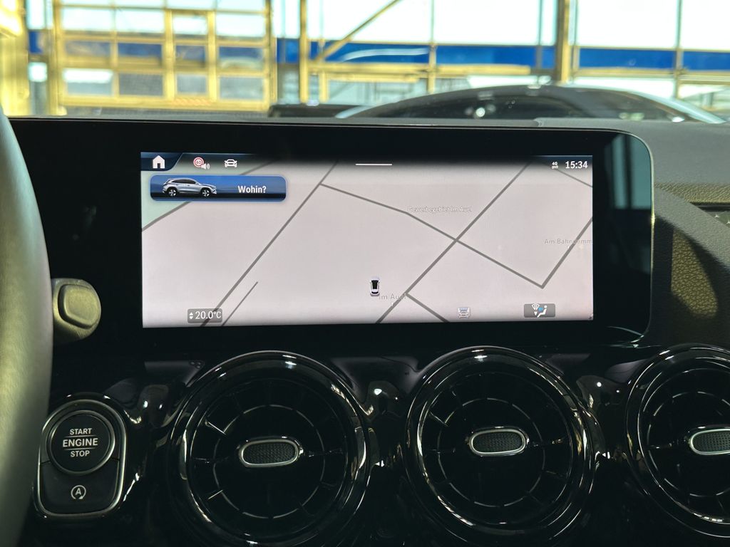 Mercedes-Benz GLA 180 2024