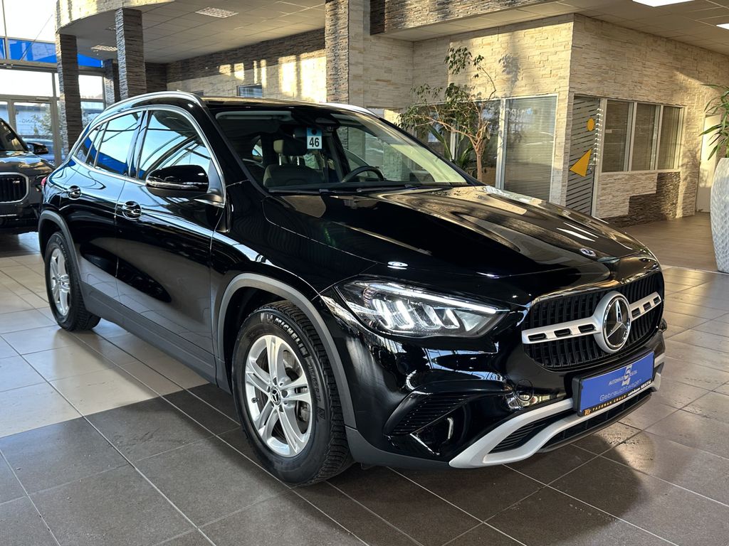 Mercedes-Benz GLA 180 2024
