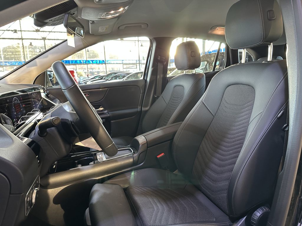 Mercedes-Benz GLA 180 2024