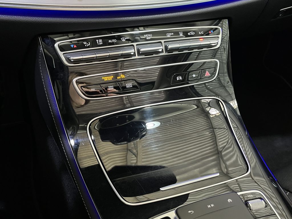 Mercedes-Benz E 300 2022