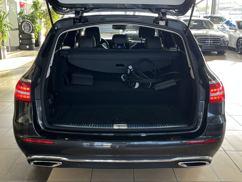 Mercedes-Benz E 300 2022