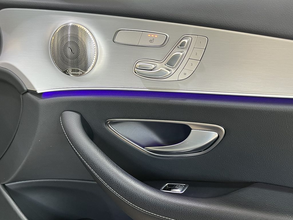 Mercedes-Benz E 300 2022