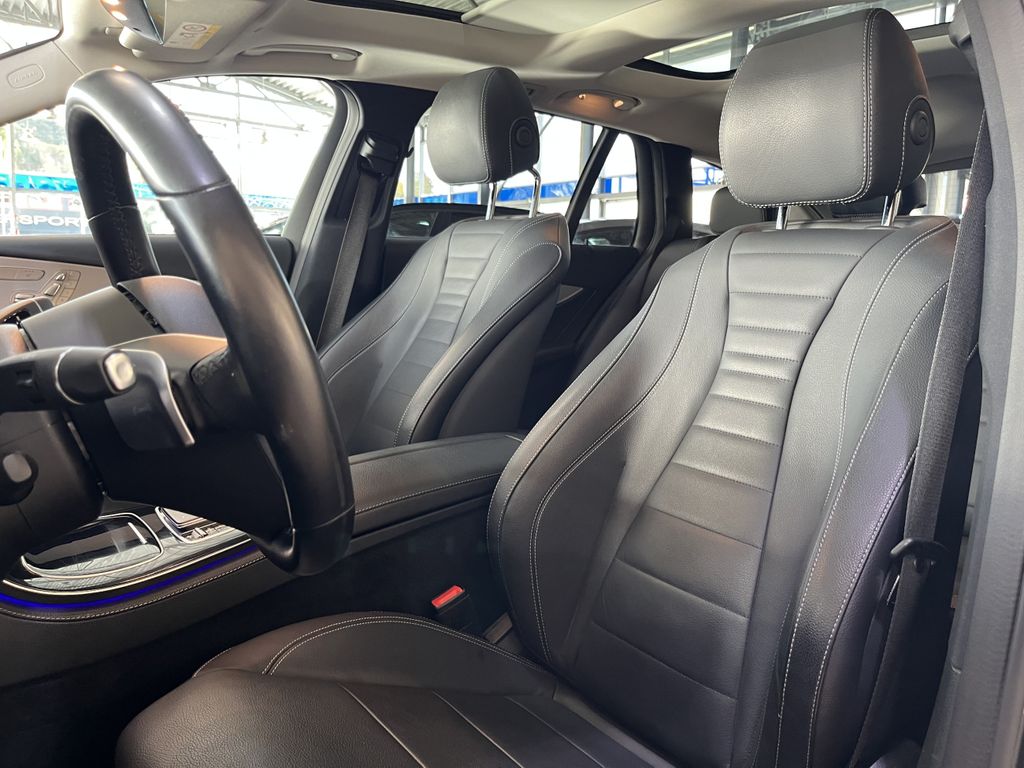 Mercedes-Benz E 300 2022