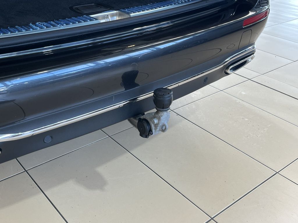 Mercedes-Benz E 300 2022