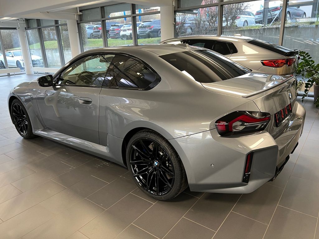 BMW M2 2025