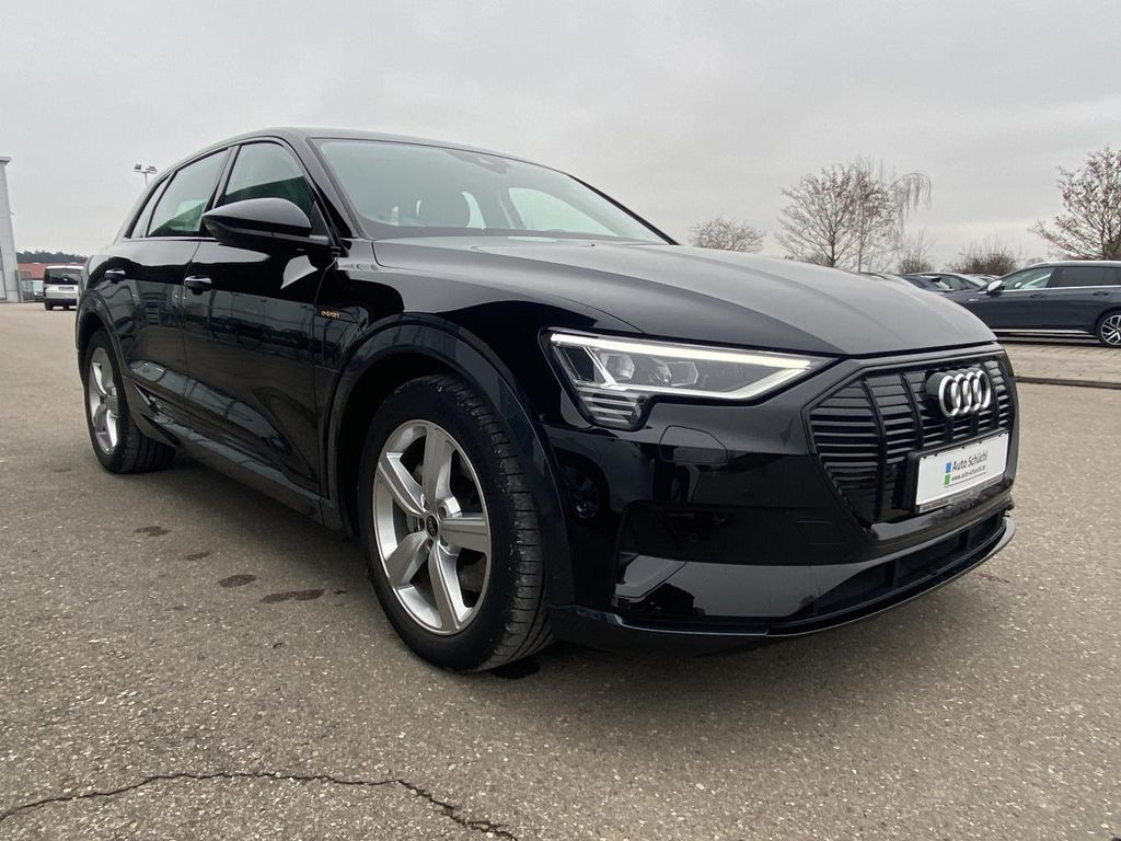 Audi e-tron 2022