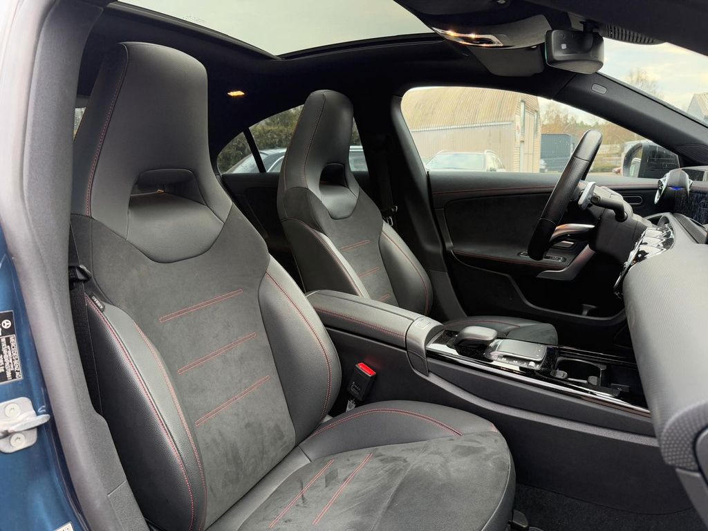 Mercedes-Benz CLA 250 2023