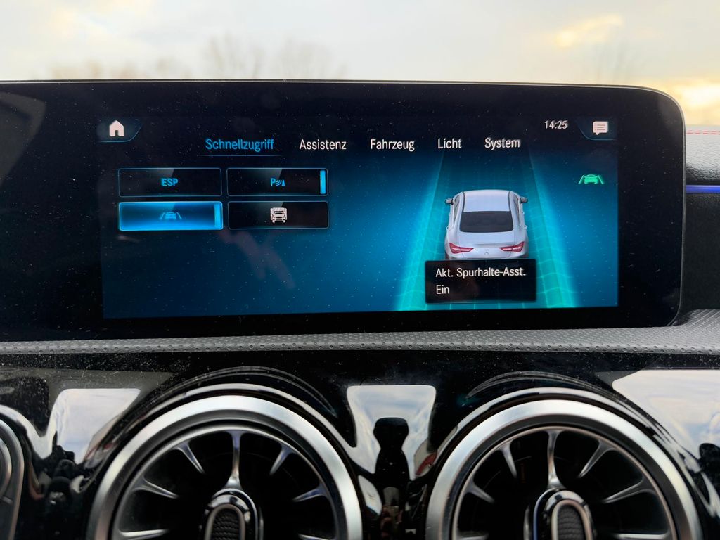 Mercedes-Benz CLA 250 2023