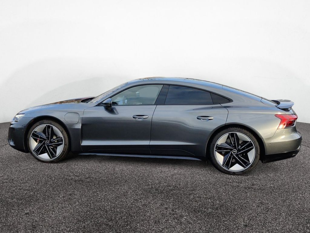 Audi RS e-tron GT 2021