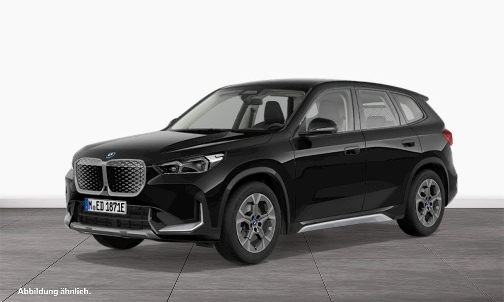 BMW iX1 2024